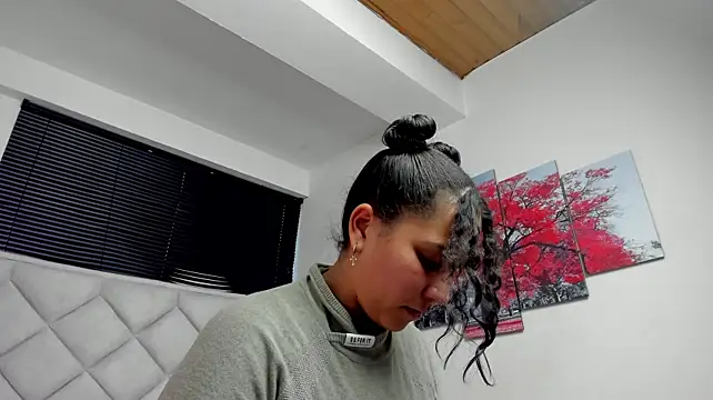 Cataleya_Fuentes - Finger on my pussy