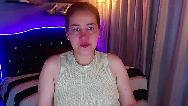 Kathekitten - Suck dildo