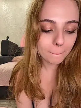 Alinadesire - panties to side, spread pussy <3