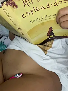 Marianahb-e - Finger in pussy