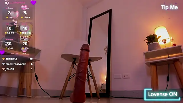 Jenn_cg - cameltoe in the chair