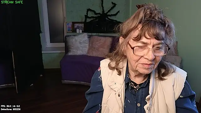 Betty_Brick