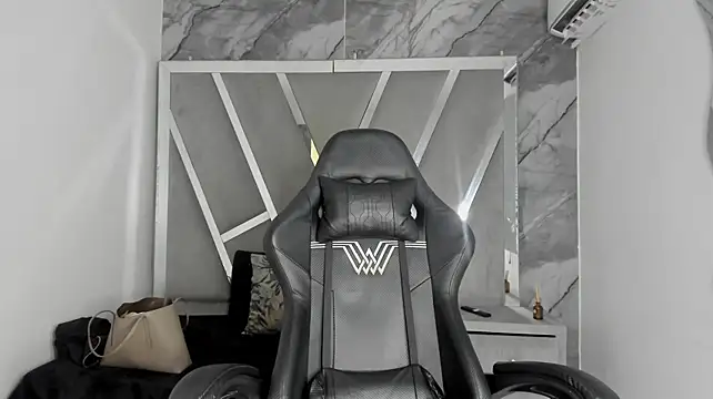 Mia_Petiteht - spank ass harder