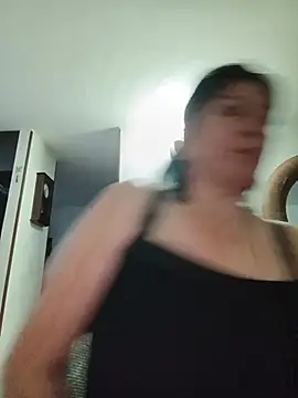Emma_tour - Make me vibrate-make me WET-make me CUM
