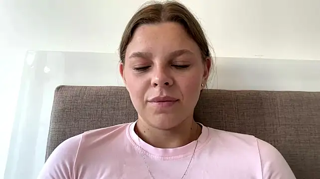 AmieLendor - Extreme closeup video pussy masturbation