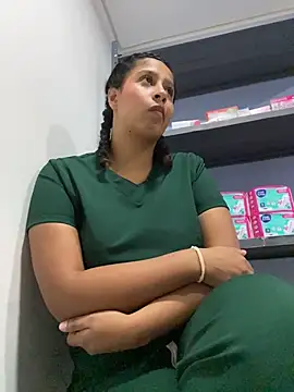 Chloefixxx - touch your tits for us