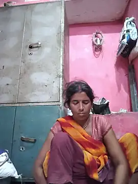 Yanvi_sunenaji69 - मै इस साइट पर नई हु कृपया फालतू लोग पपकर