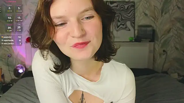 Lika_Sky - flirting with the camera^^