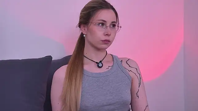 SaraBlack- - handjob+lush control 2 min