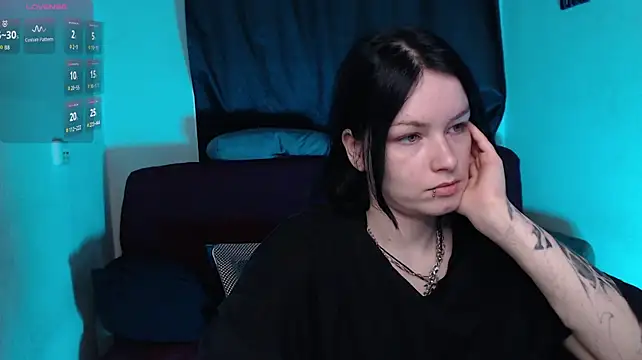 CherryNight6 - Spanks my ass