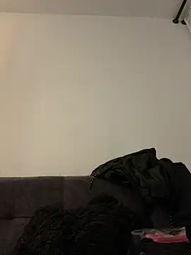 AlannaEvons - Tits Out + Spank In Public 🍒😈
