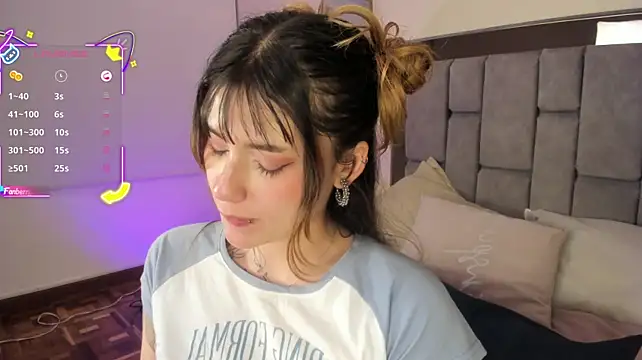 Susy_ferry - Doggy style and no panties