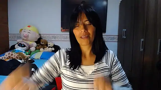 Sharoon_cheerry - show my pussy in public