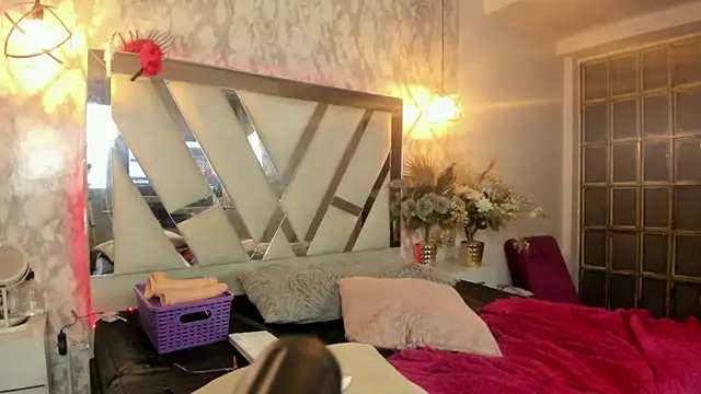 Kataleyamilf69_ - Naked for you+finger in my bigass🍑