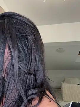 KylieKroftt - drop my towel
