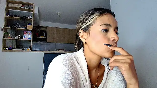 Collins_megan96 - You dance Very sexy Megan