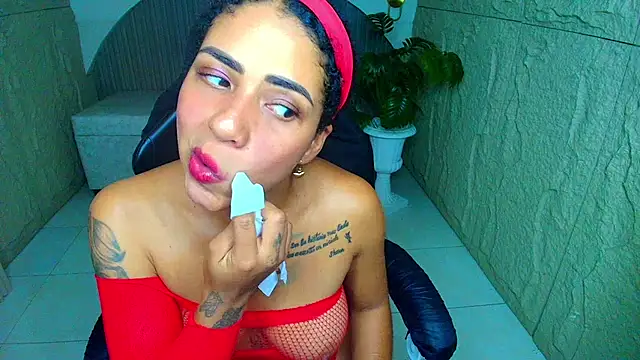 Tiffany__r - SHOW BOOBS + OIL