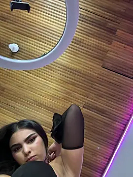 Maddy_Rouse_ - I suck the driver's cock in my house