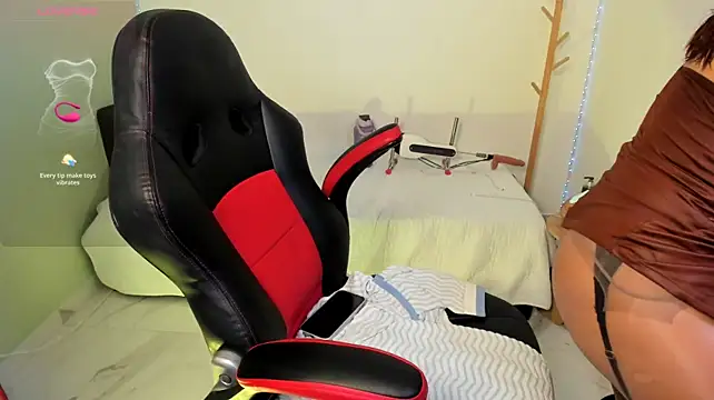 Ema_wright - show assshole and plug anal oil