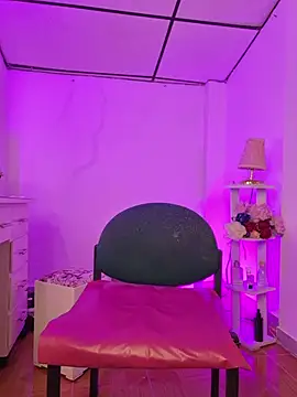 Megan_Roouse - sit in fuck machine naked