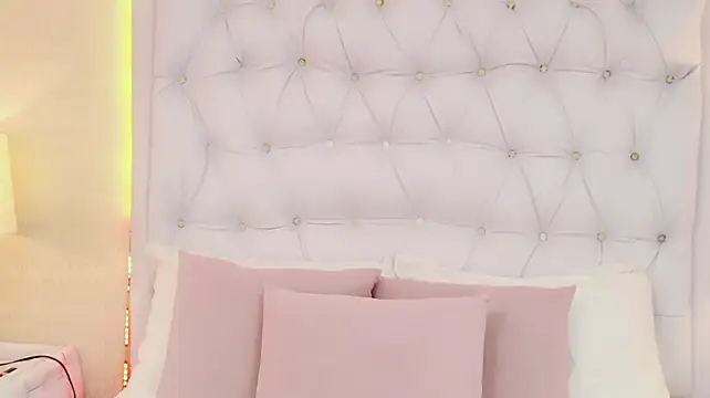 MilaCherryy - open my legs and seduce 🔥