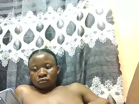 ToxicDoll01 - hii guiz plz help me to pay school fees