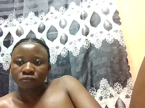 ToxicDoll01 - hii guiz plz help me to pay school fees