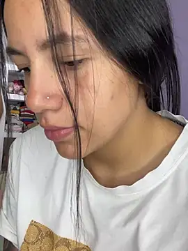 Marianahb-e - Finger in pussy