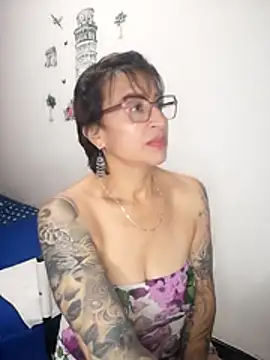 Missrouge_tattoo - Write your name on my ass