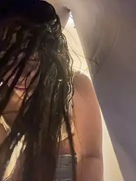 Sara-Castillo - FUCK COCK IN THE ZARA DRESSING ROOM 😈