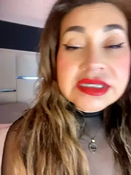 Samantha_Milf__ - OIL ALL BODY + DILDO DOGGY STYLE