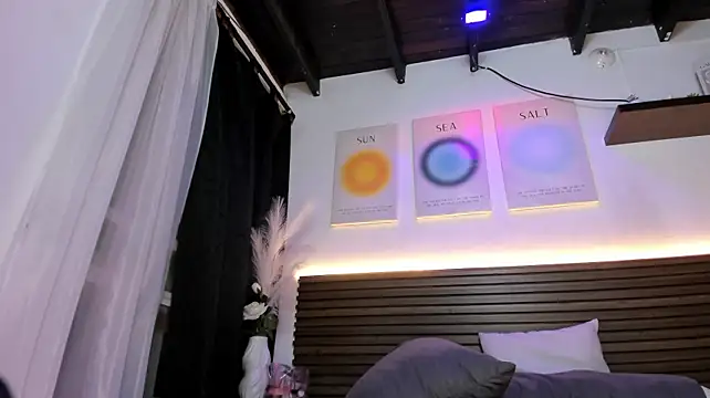 Angela-Rosse - Blowjobs + oil in my boobs💦🔥