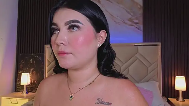 MiaaFarrel - My ass full of oil y clap clap 🤤🍑🔥