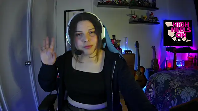 Allis_Wonderland - Flash Tits