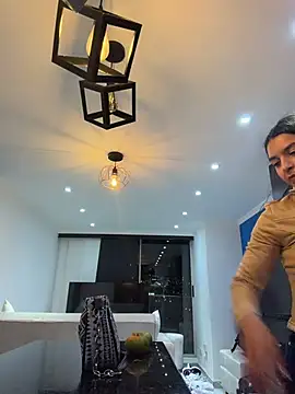 Violeta365 - Dildo very hard in my pussy