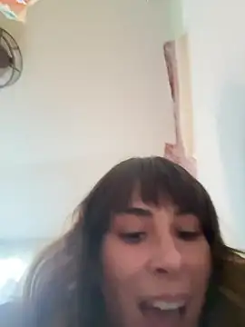 MommyGambit - SPLIT PUSSY IN YOUR FACE 💦