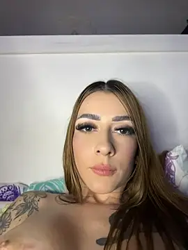 LuluSwet - Fingers and sexy naked🔥