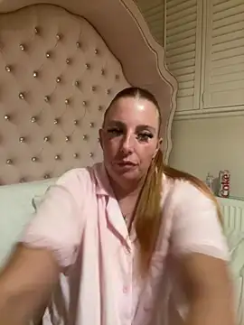 Laceyyxox - DILDO SUCK😍