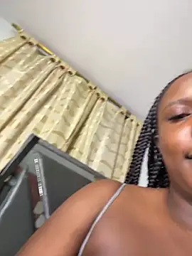 Dulceyesi - Spread pussy close up 😈