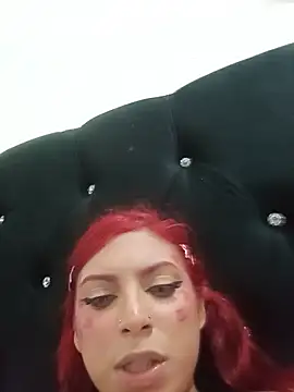 GiaRedd - Tsunami squirt +blow job