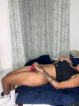 Temptress_angel - Be my king room