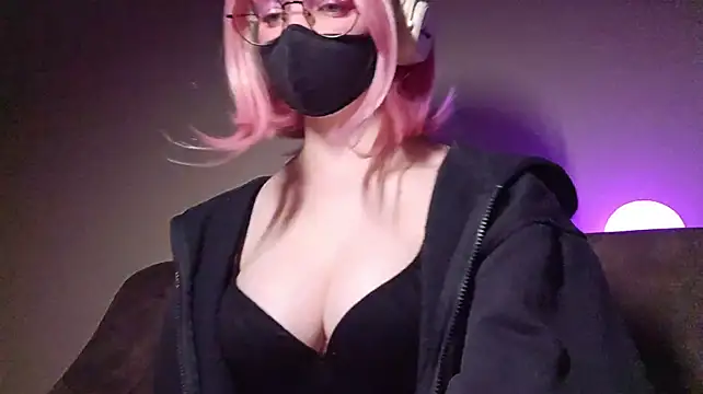 DanaWard - squirting close-up