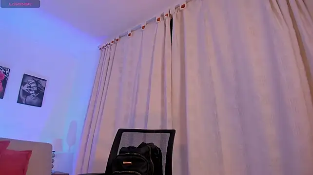 Naiely_Naides - prepare my pussy for squirt 🔥