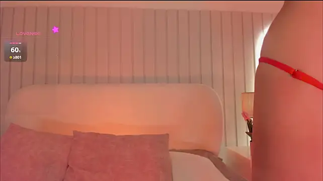 Megan-holly - take off my clothes + hard spanks