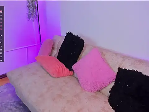Leah_bx - ✨💖 CARESS MY PUSSY + DOGGY✨💖