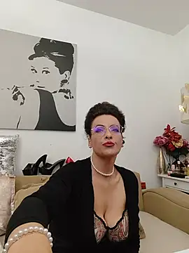 RebeccaNoble - Tease my clit, pussy play😈 4 min Ctrl