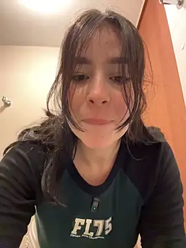 Evelynrosess1 - Naked + pussy up close