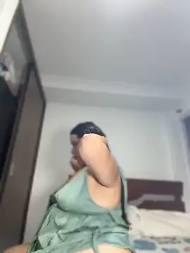 Samanthadiamonds- - playing pussy control lush 2 minutes