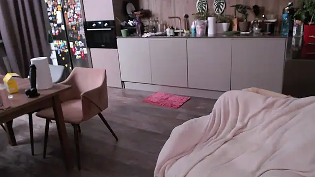 Hurricane_Kat - Topless