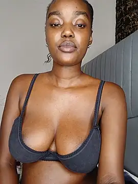 Afrri_queen